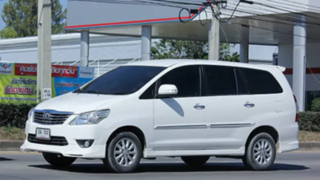 Toyota Innova for Hyderabad to Srisailam trip